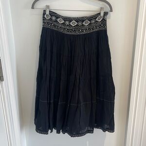 MAGIC Gorgeous Black Midi Bejeweled Skirt Size Small